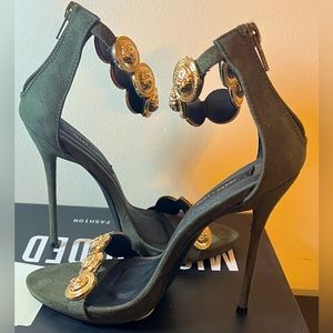 Trimmed barely there Sandals, Khaki